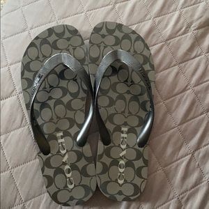 Size 9 coach black flip flops
